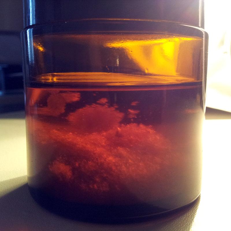 Bought this pine gum rosin to make flux but is not dissolving, any