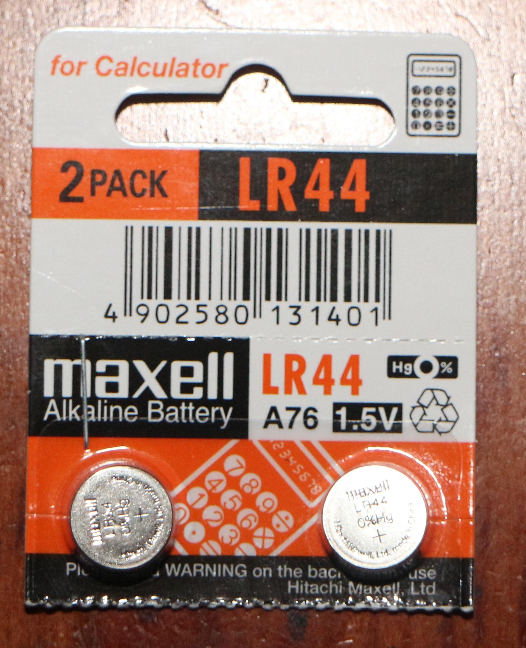 2 piles Maxell LR44 -AG13