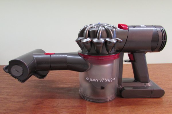 Dyson V7 Trigger Cord-Free Handheld Vacuum Cleaner